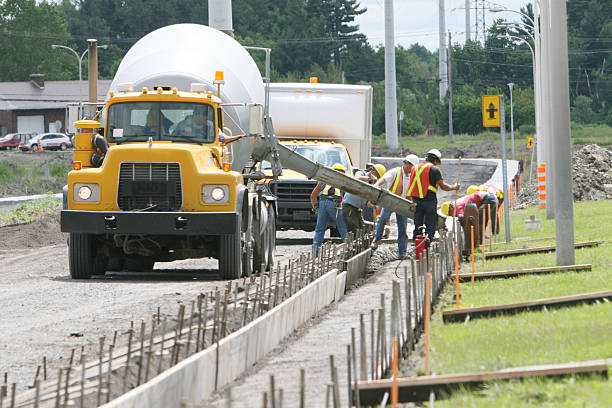 Best Concrete Retaining Walls in Thompsonville, CT